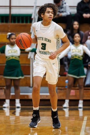 Washington's Steven Reynolds (3) advances the ball up court during the Mishawaka Marian-South Bend Washington high school basketball game on Friday, January 26, 2024, at Washington High School in South Bend, Indiana.